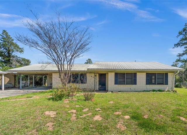 Property at 673 CR 1306, Rusk, TX 75785, 3 beds, 2 baths