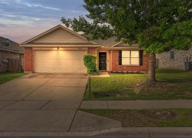 Property at 1065 Grand National Blvd, Fort Worth, TX 76179, 4 beds, 2 baths