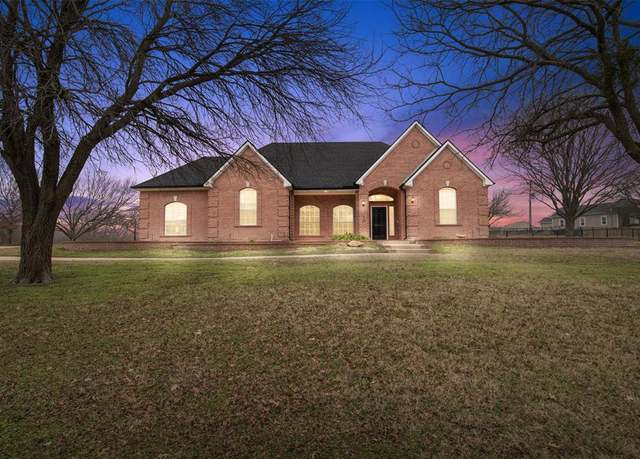 Property at 364 Preakness Place Rd, Van Alstyne, TX 75495, 4 beds, 3 baths
