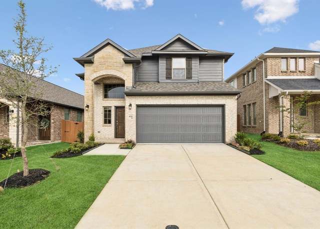 Property at 4126 Beale St, Heartland, TX 75114, 3 beds, 3 baths