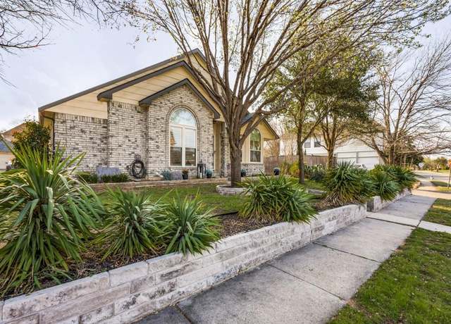 Property at 7836 Roundtable Rd, Frisco, TX 75035, 3 beds, 2 baths