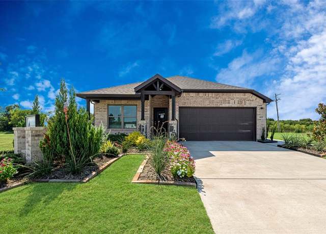 Property at 6618 Ellesmere Dr, Greenville, TX 75402, 3 beds, 2 baths