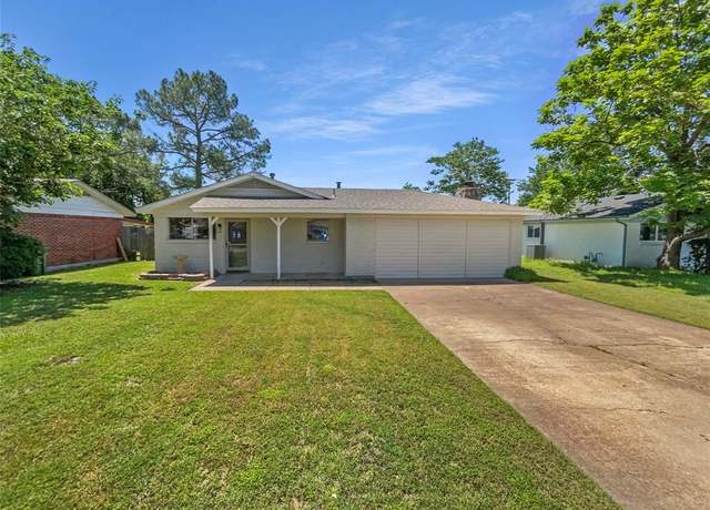 Property at 712 Brookfield Dr, Hurst, TX 76053, 3 beds, 1.5 baths