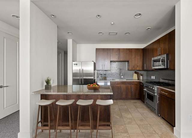 Property at 3100 W 7th St #719, Fort Worth, TX 76107, 1 bed, 2 baths