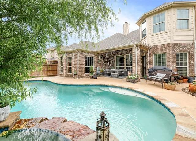 Property at 14209 Signal Hill Dr, Little Elm, TX 75068, 5 beds, 3.5 baths