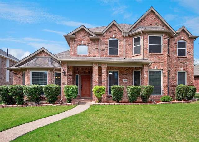 Property at 1320 Crystal Ln, Carrollton, TX 75007, 4 beds, 3.5 baths