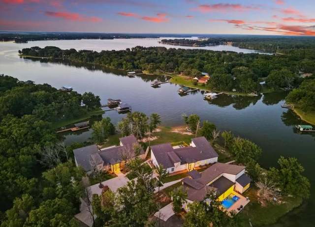 Property at 2752 Briarwood Harbor Rd, Malakoff, TX 75148, 5 beds, 6.5 baths