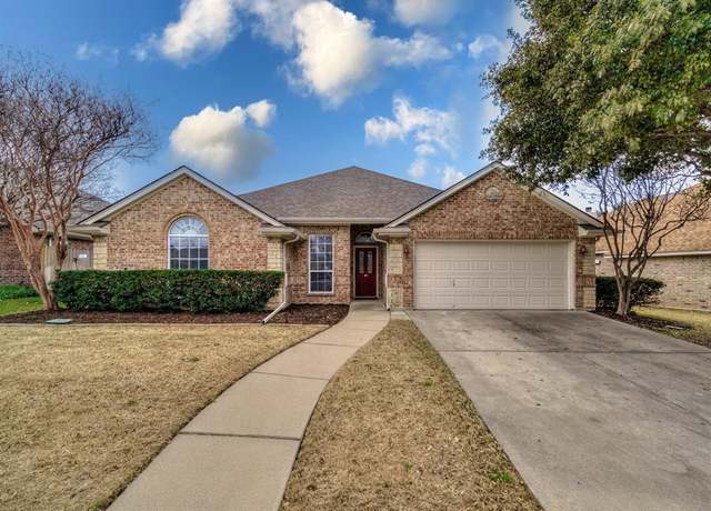 Property at 821 Grace Ln, Saginaw, TX 76179, 4 beds, 2 baths