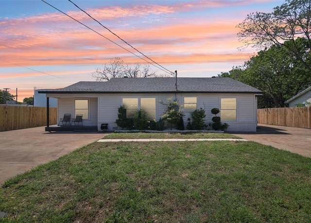 Property at 125 Souder Dr, Hurst, TX 76053, 3 beds, 2 baths