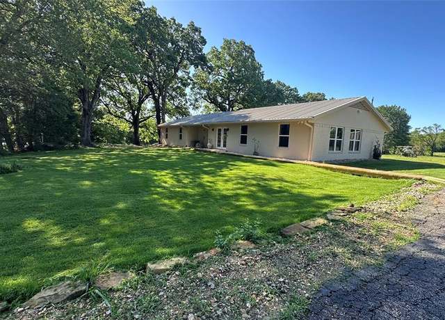 Property at 10183 Farm Road 38 N, Sumner, TX 75486, 3 beds, 2 baths