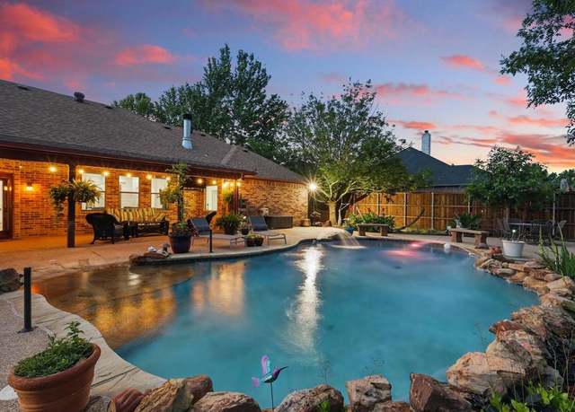 Property at 3241 Caleb Ct E, Midlothian, TX 76065, 3 beds, 2.5 baths