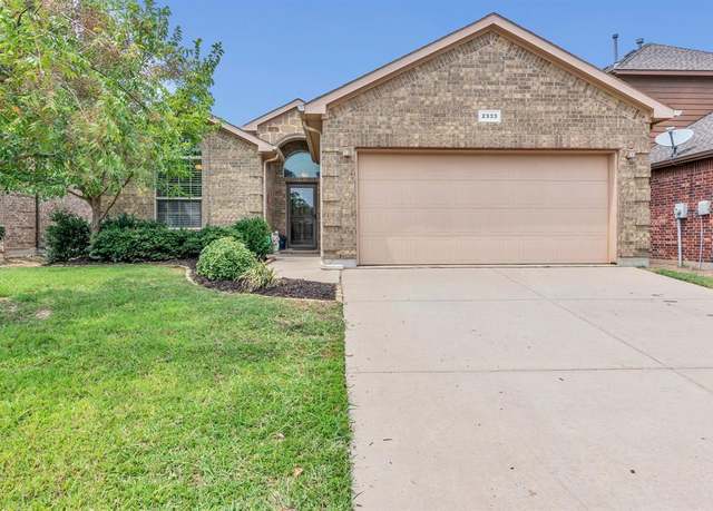 Property at 2333 Half Moon Bay Ln, Fort Worth, TX 76177, 3 beds, 2 baths