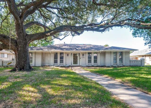 Property at 2720 Grandview Dr, Plano, TX 75075, 4 beds, 2.5 baths