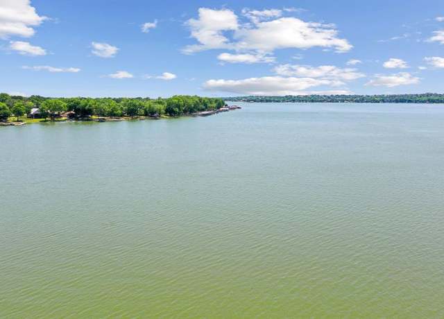 Property at 2325 E Lake Dr, Weatherford, TX 76087, 4 beds, 3 baths