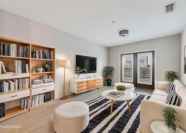 Property at 5609 Smu Blvd #207, Dallas, TX 75206, 2 beds, 2 baths