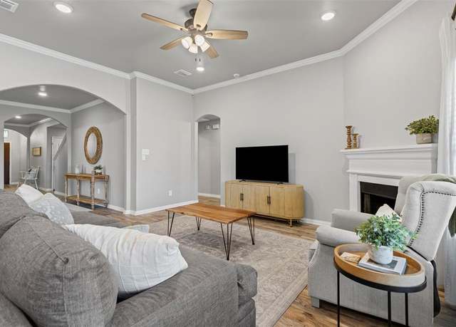 Property at 14612 Mainstay Way, Fort Worth, TX 76052, 4 beds, 2.5 baths