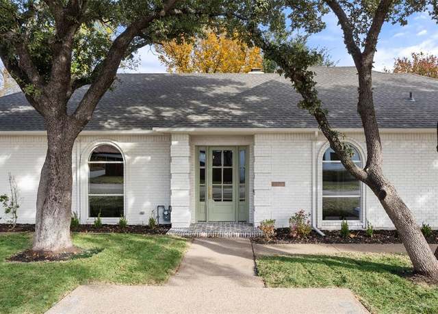 Property at 2413 Faron St, Fort Worth, TX 76107, 3 beds, 3 baths