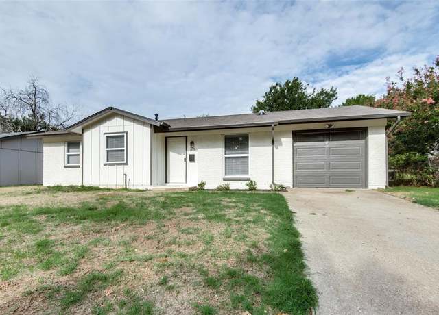 Property at 1213 Glenn Dr, Euless, TX 76039, 3 beds, 1.5 baths