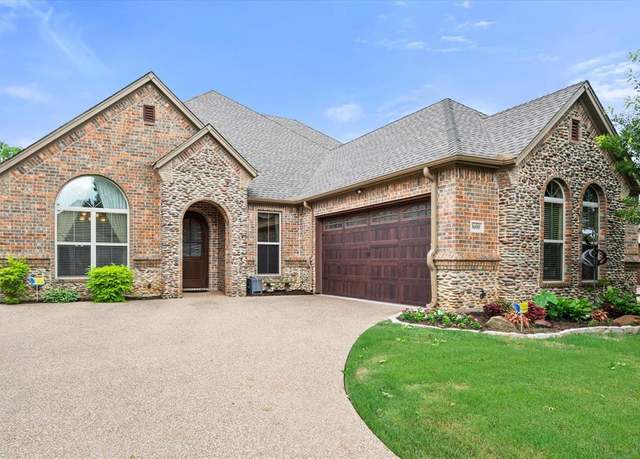 Property at 3600 Regents Park Ct, Arlington, TX 76017, 4 beds, 3 baths