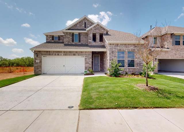 Property at 3620 Lavon Dr, Celina, TX 75009, 4 beds, 3 baths