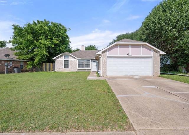 Property at 4756 Hollow Tree Dr, Arlington, TX 76018, 3 beds, 2 baths