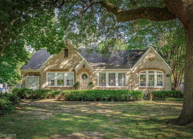 Property at 149 Patton Ave, Shreveport, LA 71105, 3 beds, 2.5 baths