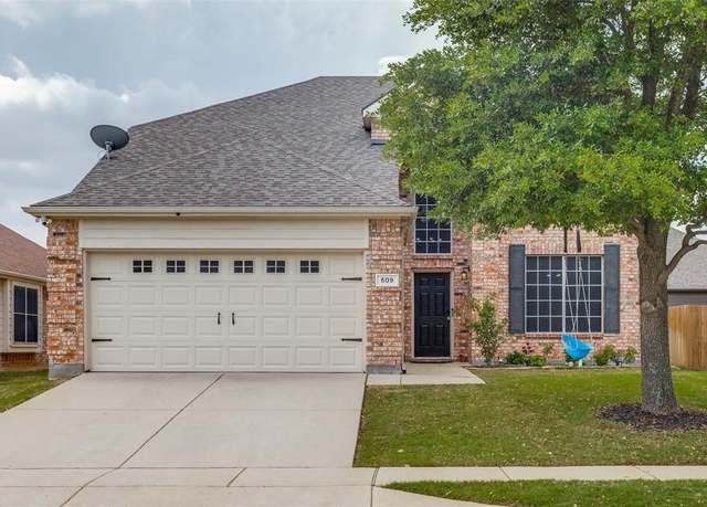 Property at 509 Mystic River Trl, Fort Worth, TX 76131, 4 beds, 2.5 baths