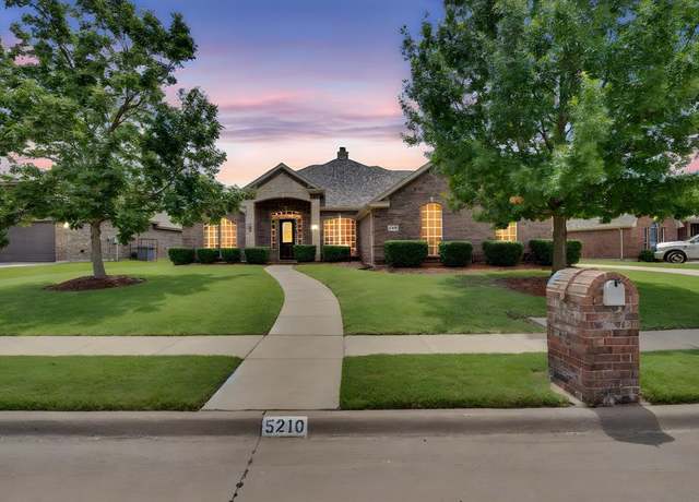 Property at 5210 Medallion Ct, Midlothian, TX 76065, 4 beds, 3.5 baths