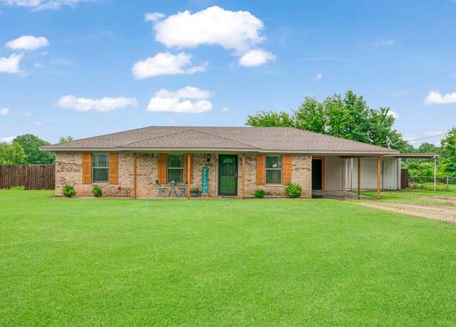 Property at 698 County Road 43900, Paris, TX 75462, 3 beds, 1 bath
