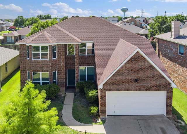 Property at 7000 Snowy Owl St, Arlington, TX 76002, 5 beds, 2.5 baths