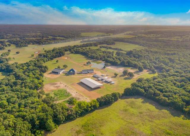 Property at 6220 Interstate Highway 30 E, Sulphur Springs, TX 75482, 4 beds, 4.5 baths
