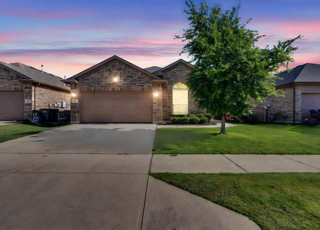Property at 5232 Sugarcane Ln, Fort Worth, TX 76179, 4 beds, 2 baths
