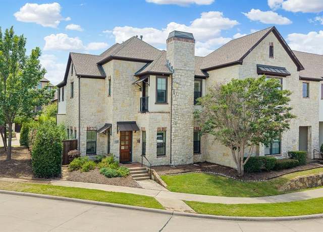 Property at 1120 Hemingway Ln, Irving, TX 75063, 2 beds, 2.5 baths