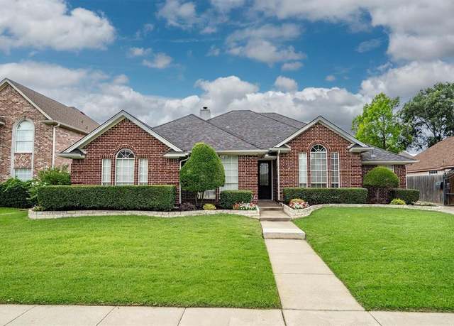 Property at 8124 Vine Wood Dr, North Richland Hills, TX 76182, 4 beds, 2 baths