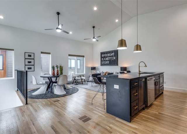 Property at 2124 Lovedale Ave #101, Dallas, TX 75235, 2 beds, 2.5 baths