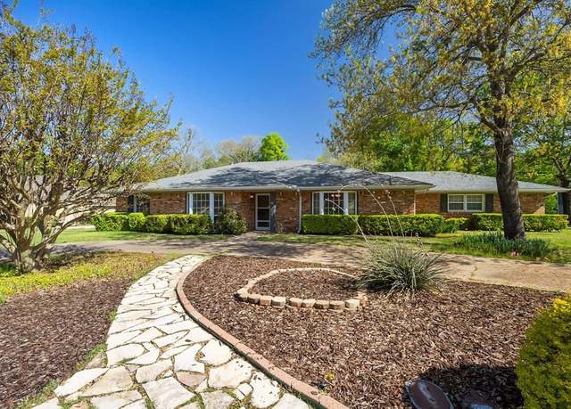 Property at 12 Mullaney Dr, Greenville, TX 75402, 3 beds, 2.5 baths