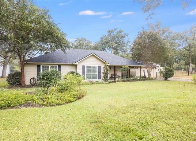 Property at 108 Azalea Ct, Trinidad, TX 75163, 3 beds, 2 baths