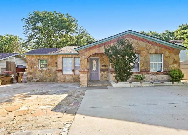 Property at 5033 Mccart Ave, Fort Worth, TX 76115, 4 beds, 2 baths