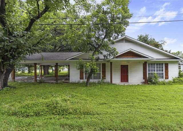Property at 103 S San Jacinto St, Whitney, TX 76692, 3 beds, 2 baths