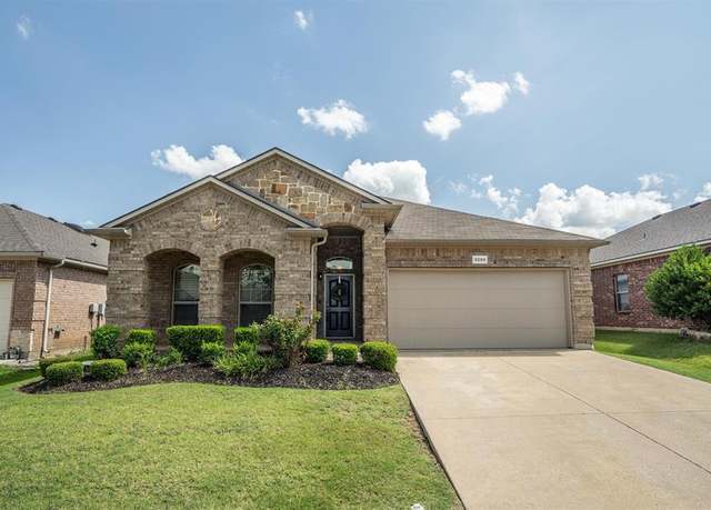 Property at 3209 Buckthorn Ln, Denton, TX 76226, 3 beds, 2 baths