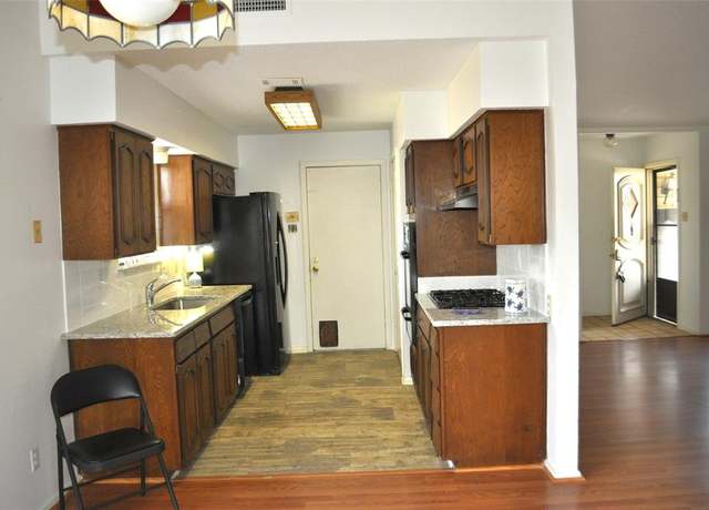 Property at 2520 Burning Tree Ln, Irving, TX 75062, 3 beds, 2 baths