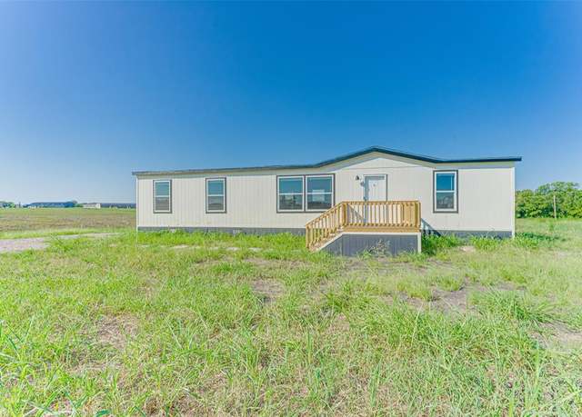Property at 3040 Sitting Bull Ln, Ferris, TX 75125, 4 beds, 2 baths