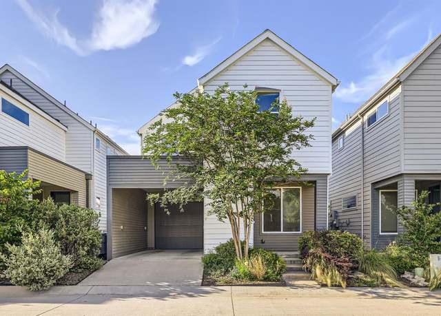 Property at 1115 Crownview Ln, Dallas, TX 75208, 3 beds, 2.5 baths