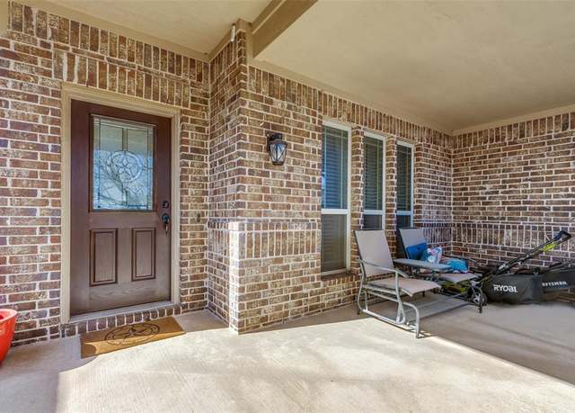 Property at 1200 Wheatear Dr, Little Elm, TX 75068, 3 beds, 2 baths