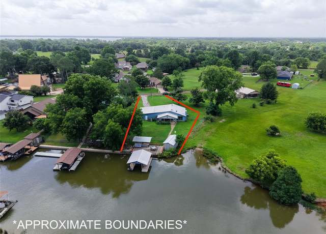 Property at 111 Rocking Chair Ranch Rd, Trinidad, TX 75163, 4 beds, 2.5 baths