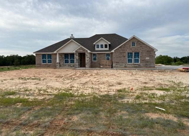 Property at 504 Ashlow Ct, Springtown, TX 76082, 3 beds, 2 baths