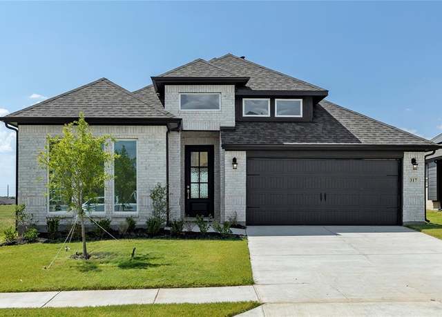 Property at 317 Misty Meadow Ln, Lavon, TX 75166, 4 beds, 3 baths