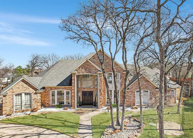 Property at 208 Wellington Oaks Pl, Denton, TX 76210, 5 beds, 4.5 baths