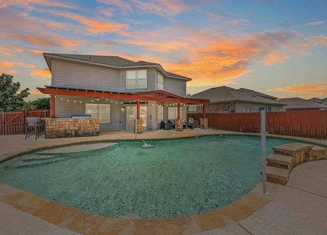 Property at 2153 Valley Forge Trl, Fort Worth, TX 76177, 4 beds, 3.5 baths