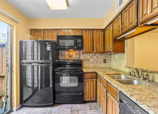 Property at 879 Dublin Dr #1, Richardson, TX 75080, 2 beds, 1.5 baths